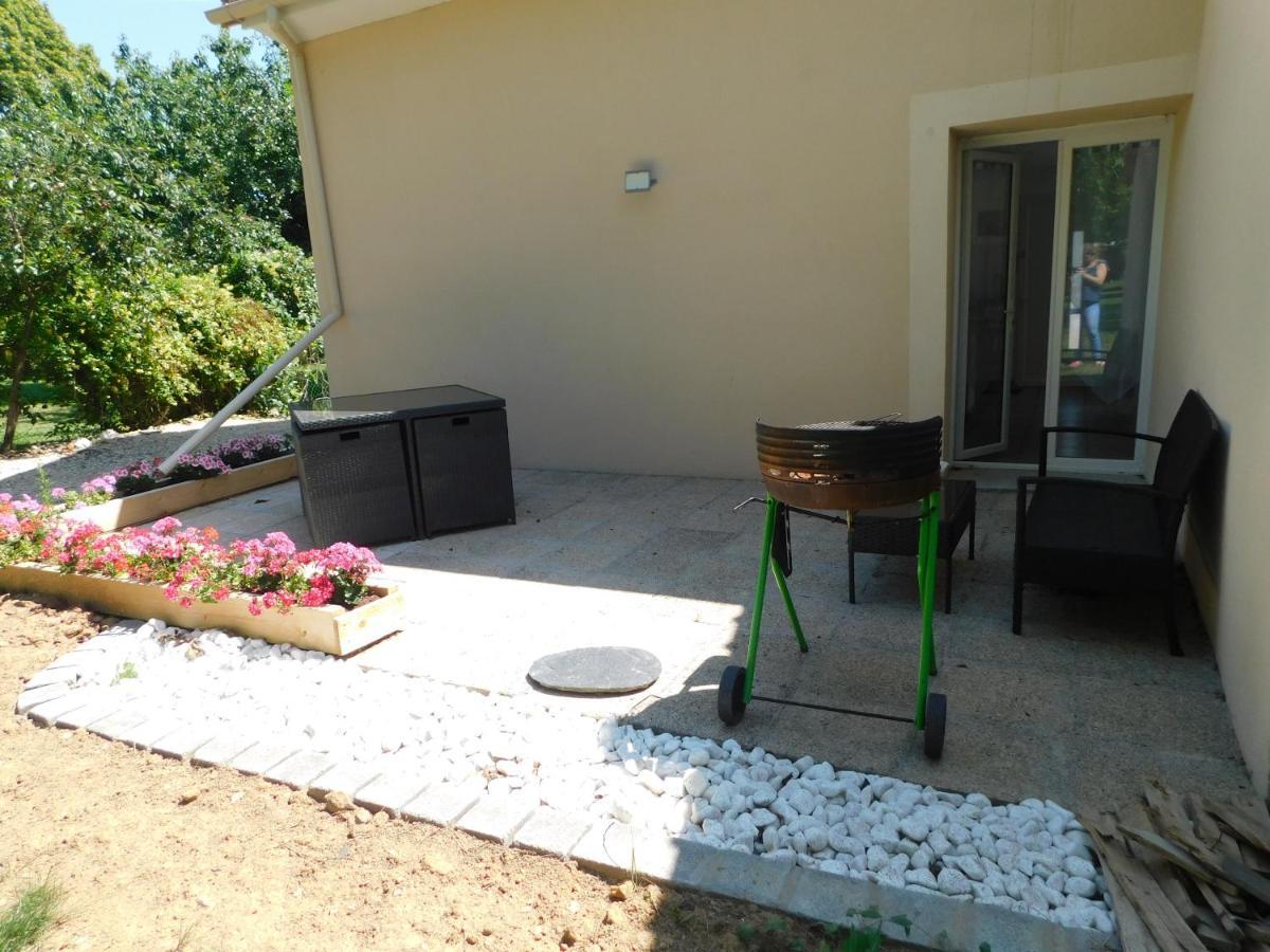 Bienvenue Chez Nous Apartment Fontenay-sur-Eure Exterior foto